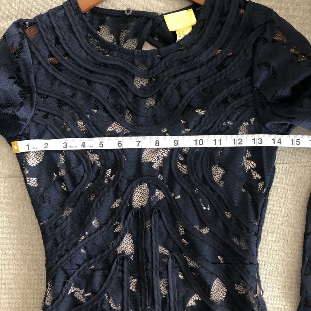H&M blue lace dress open back - Picture 11 of 13